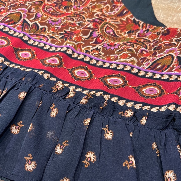 ✨Host Pick✨ Patrons of Peace Boho Camisole Tank - Picture 7 of 9